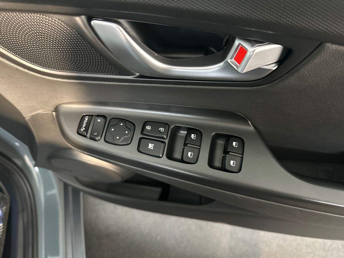 Used Hyundai KONA 2022 for sale - 77285630: Photo 25