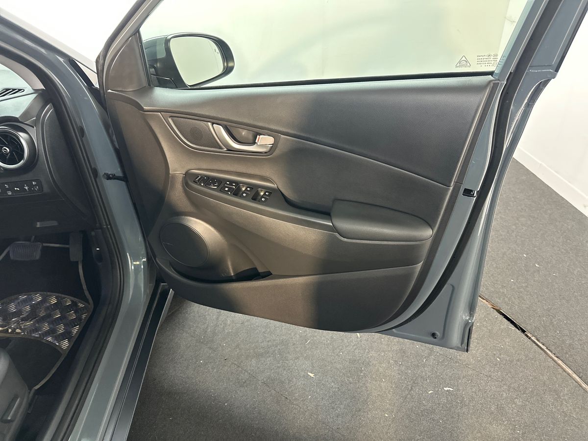 Used Hyundai KONA 2022 for sale - 77285630: Photo 35