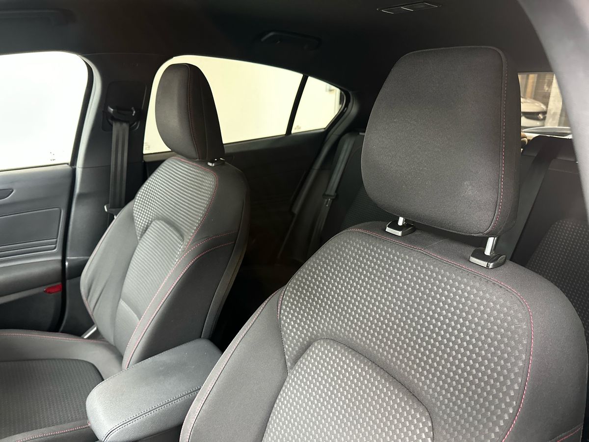 Used Ford Focus 2021 for sale - 77070927: Photo 13