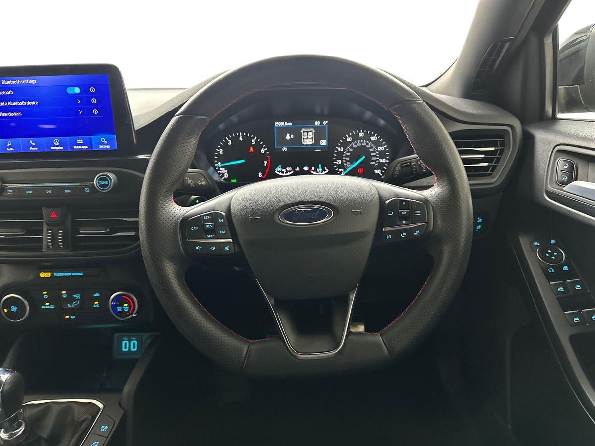 Used Ford Focus 2021 for sale - 77070927: Photo 17