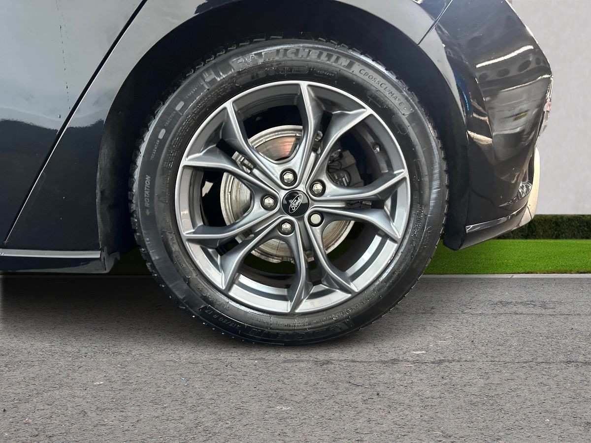 Used Ford Focus 2021 for sale - 77070927: Photo 9