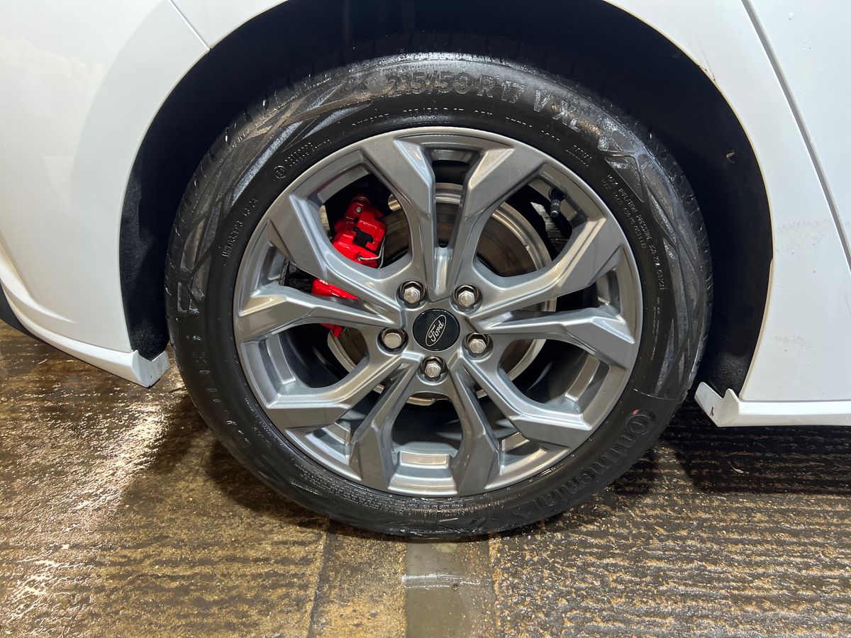 Used Ford Focus 2024 for sale - 76332234: Photo 9