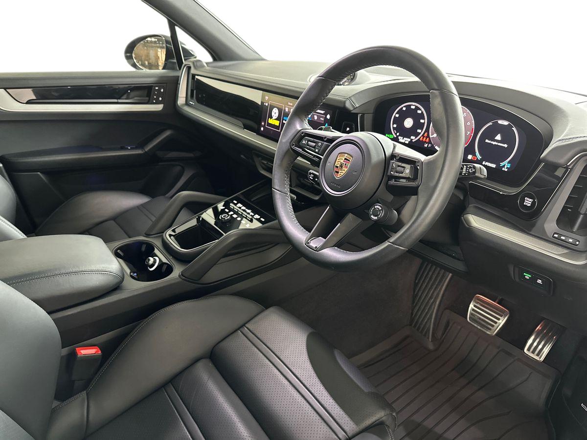 Used Porsche Cayenne 2025 for sale - 77186339: Photo 10