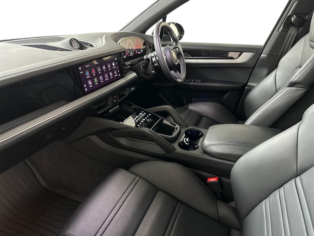 Used Porsche Cayenne 2025 for sale - 77186339: Photo 11