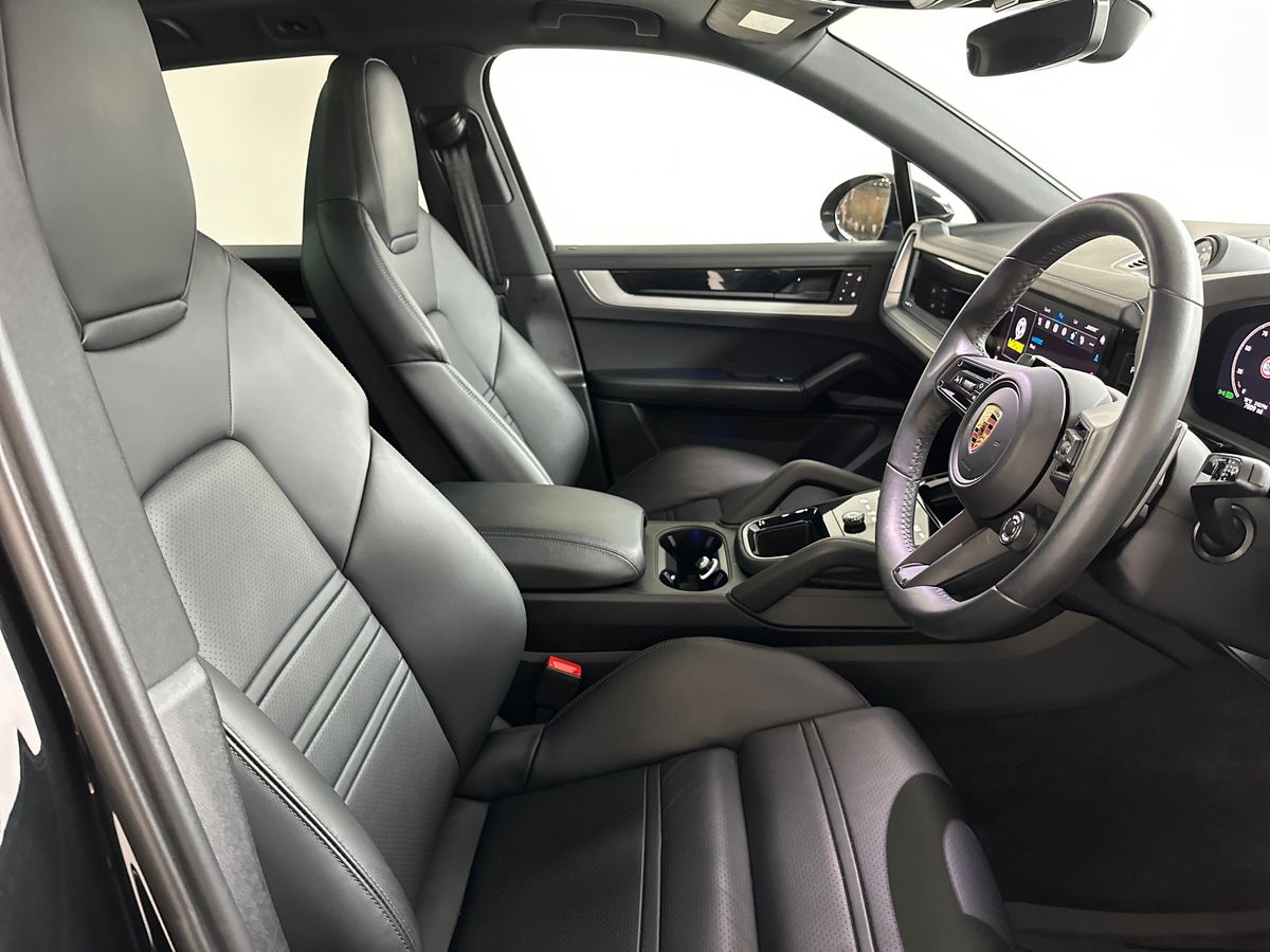 Used Porsche Cayenne 2025 for sale - 77186339: Photo 12