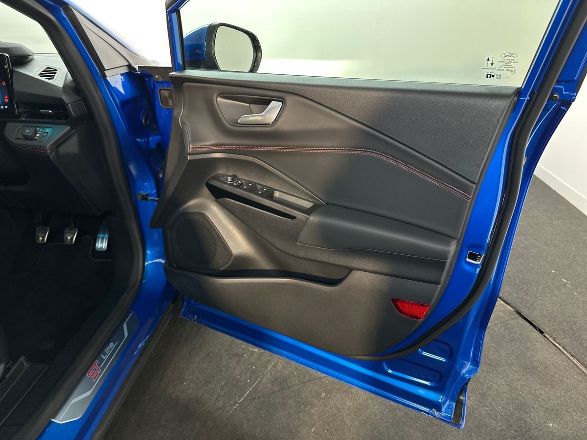 Vehicle 35