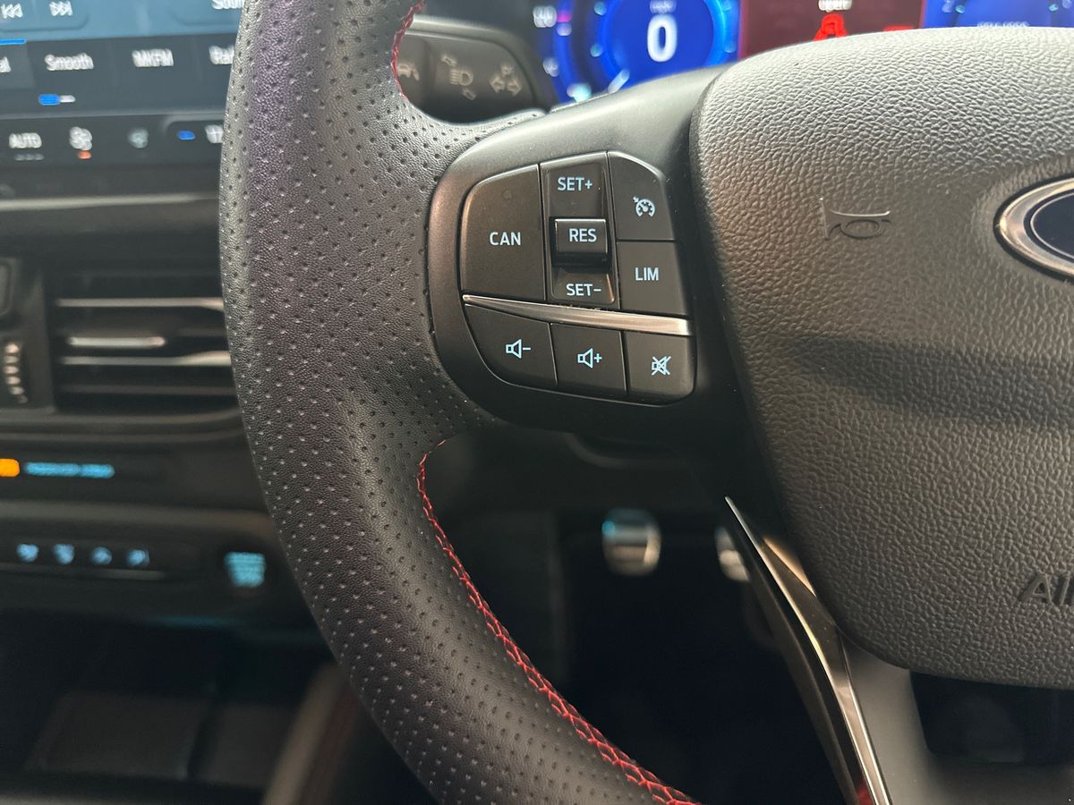 Used Ford Focus 2023 for sale - 78049752: Photo 26