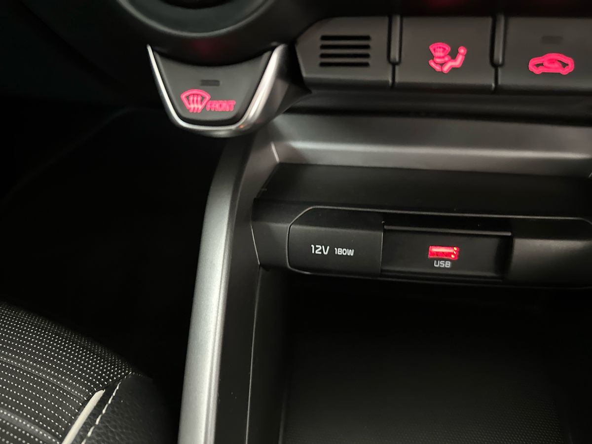 Used Kia Stonic 2023 for sale - 77791158: Photo 24