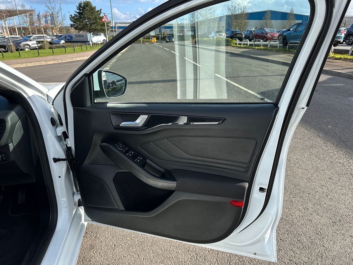 Used Ford Focus 2025 for sale - 77841488: Photo 35