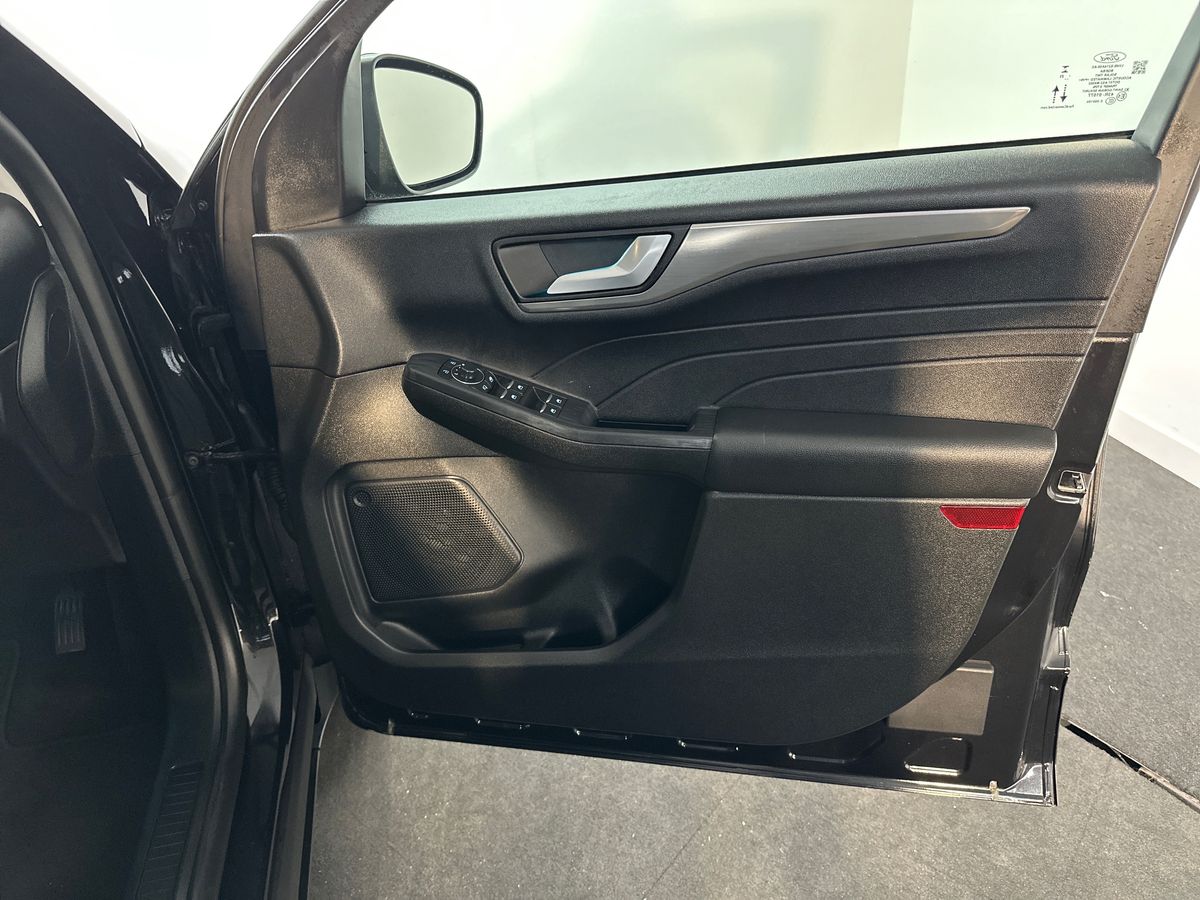 Used Ford Kuga 2023 for sale - 76366423: Photo 35