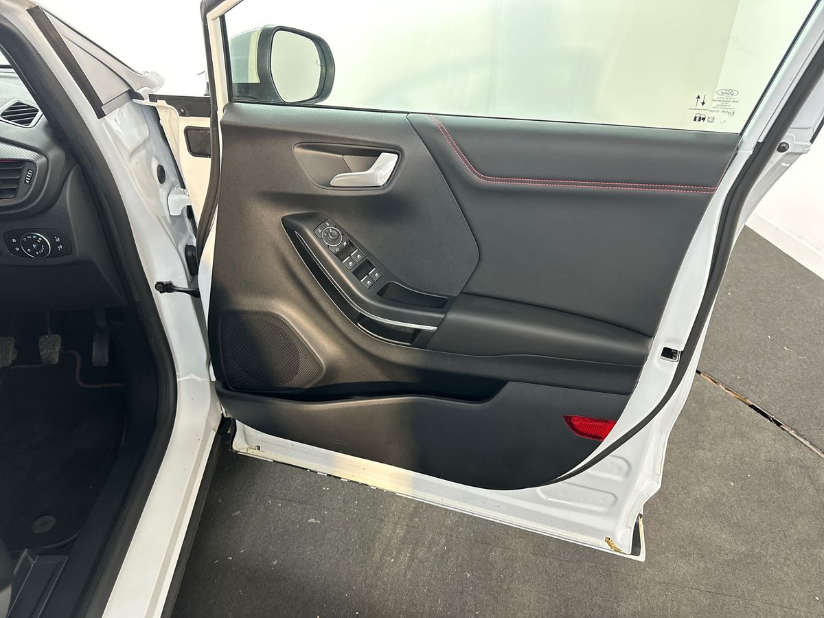 Used Ford Puma 2023 for sale - 76652317: Photo 35