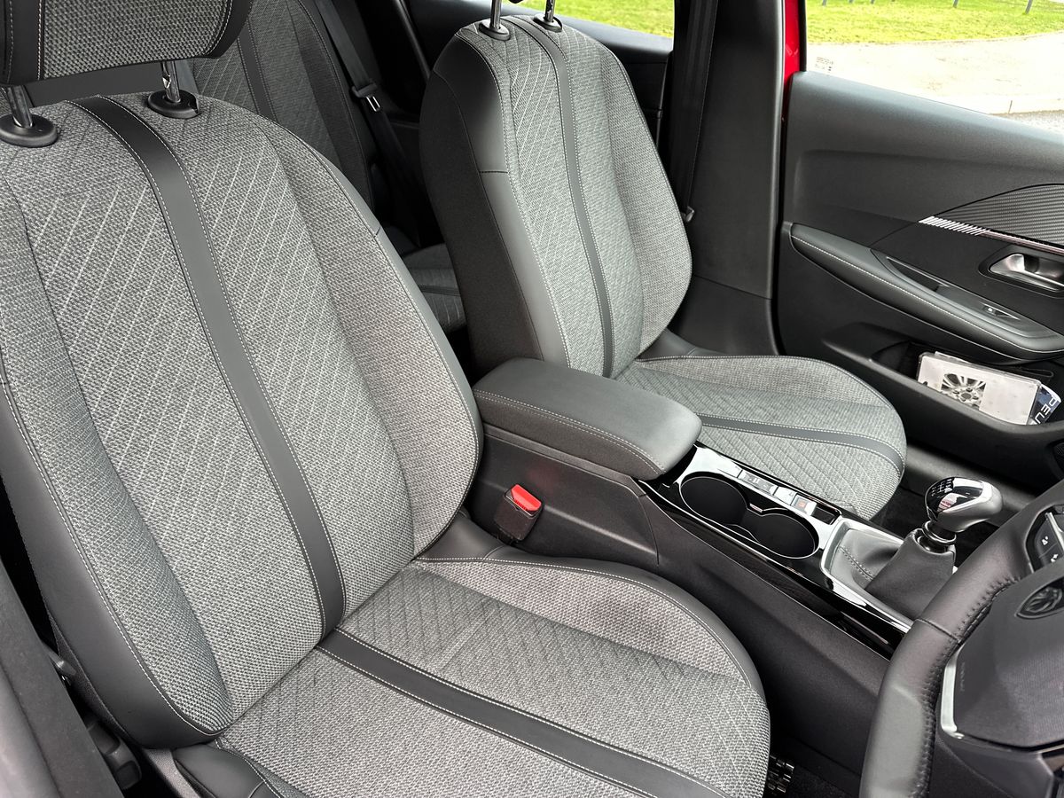 Used Peugeot 208 2024 for sale - 76544427: Photo 12