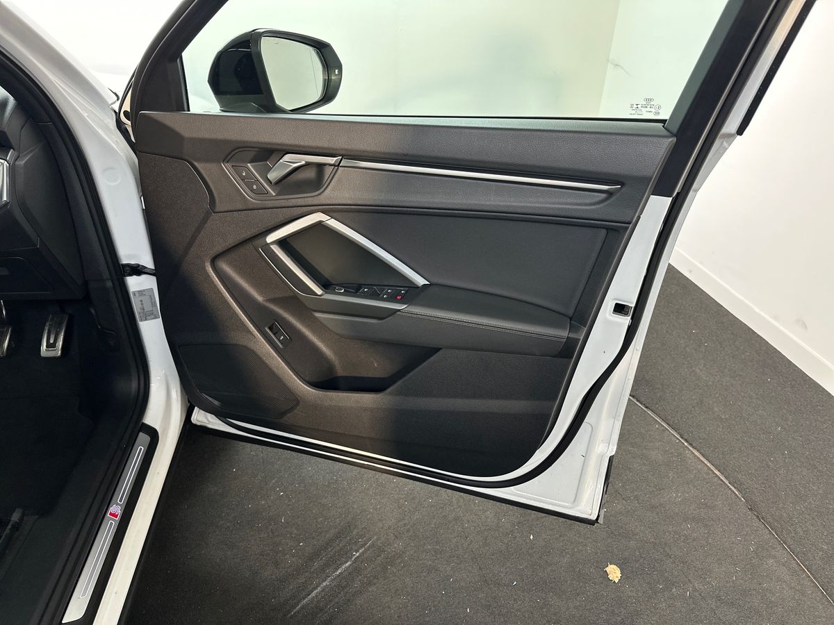 Used Audi Q3 2022 for sale - 77745753: Photo 35