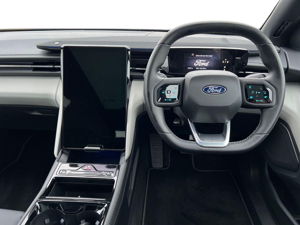 Used Ford Explorer 2025 for sale - 77133942: Photo 16