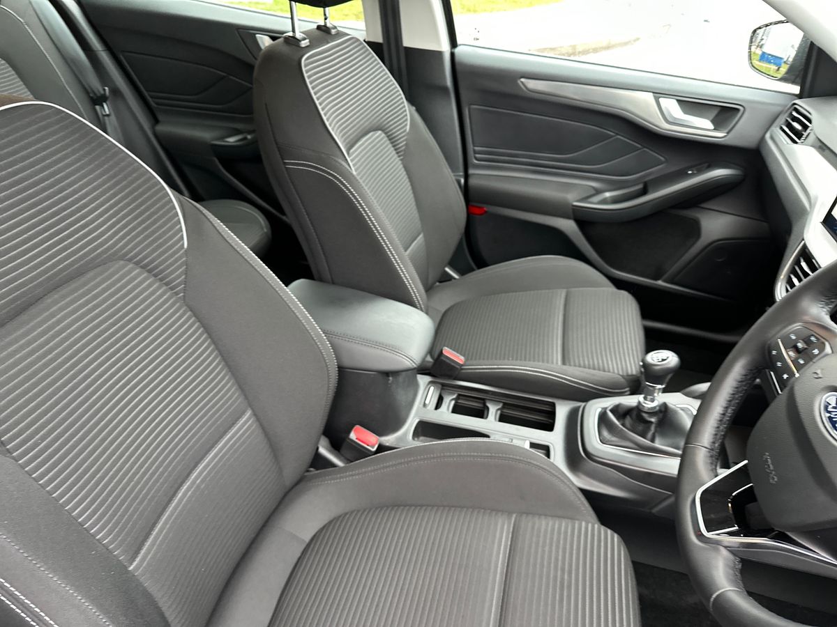 Used Ford Focus 2023 for sale - 76475084: Photo 12