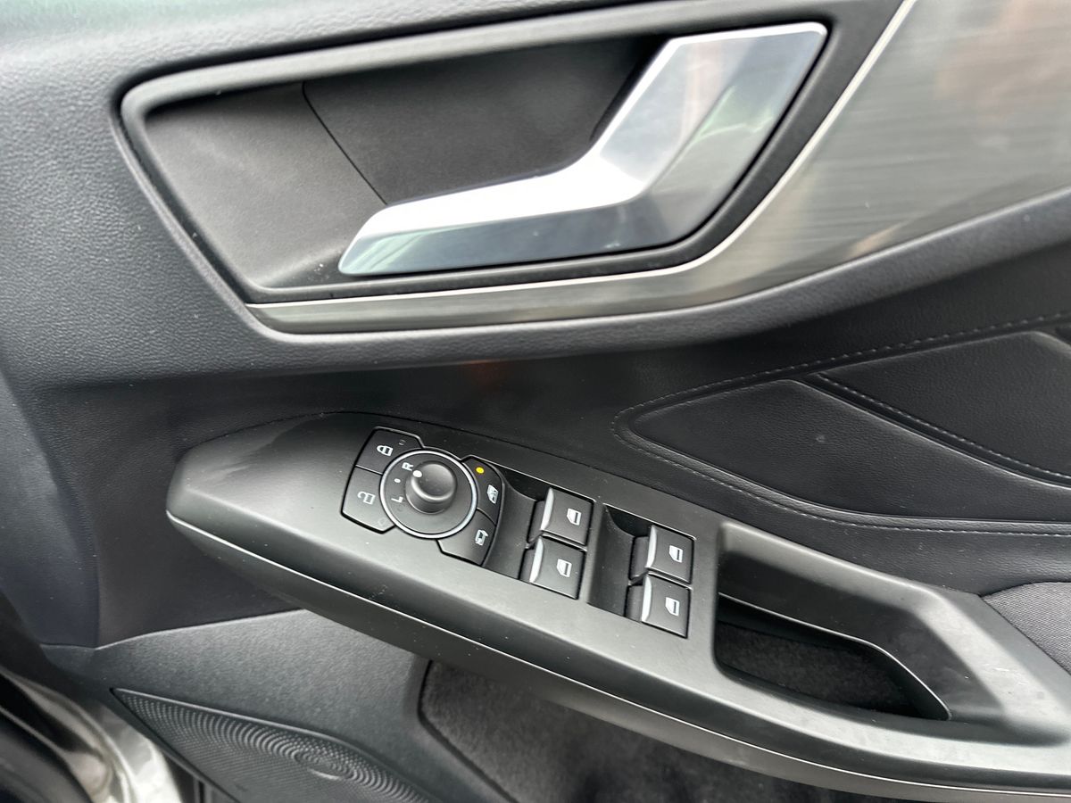 Used Ford Focus 2023 for sale - 76475084: Photo 25