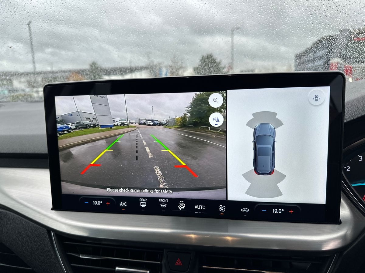 Used Ford Focus 2023 for sale - 76475084: Photo 37