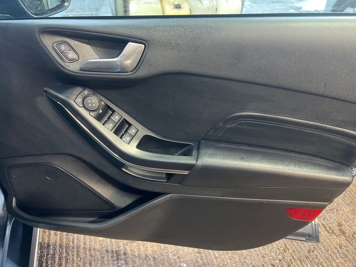 Used Ford Fiesta 2022 for sale - 76722123: Photo 35