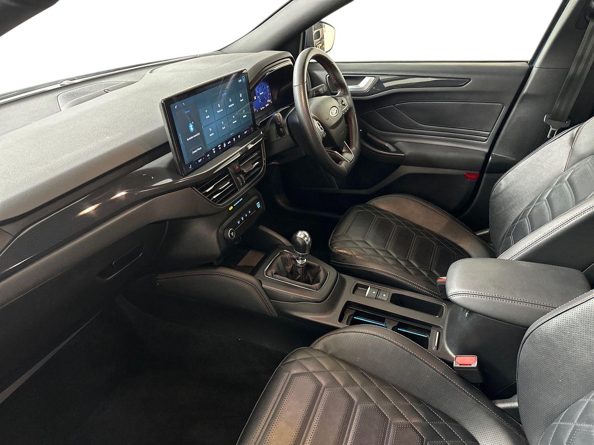 Used Ford Focus 2023 for sale - 77055662: Photo 11