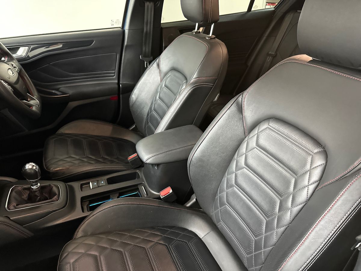 Used Ford Focus 2023 for sale - 77055662: Photo 13