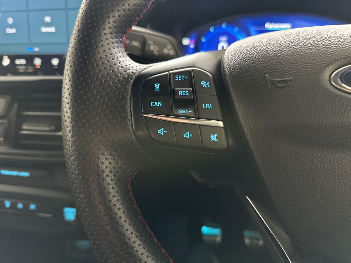 Used Ford Focus 2023 for sale - 77055662: Photo 26