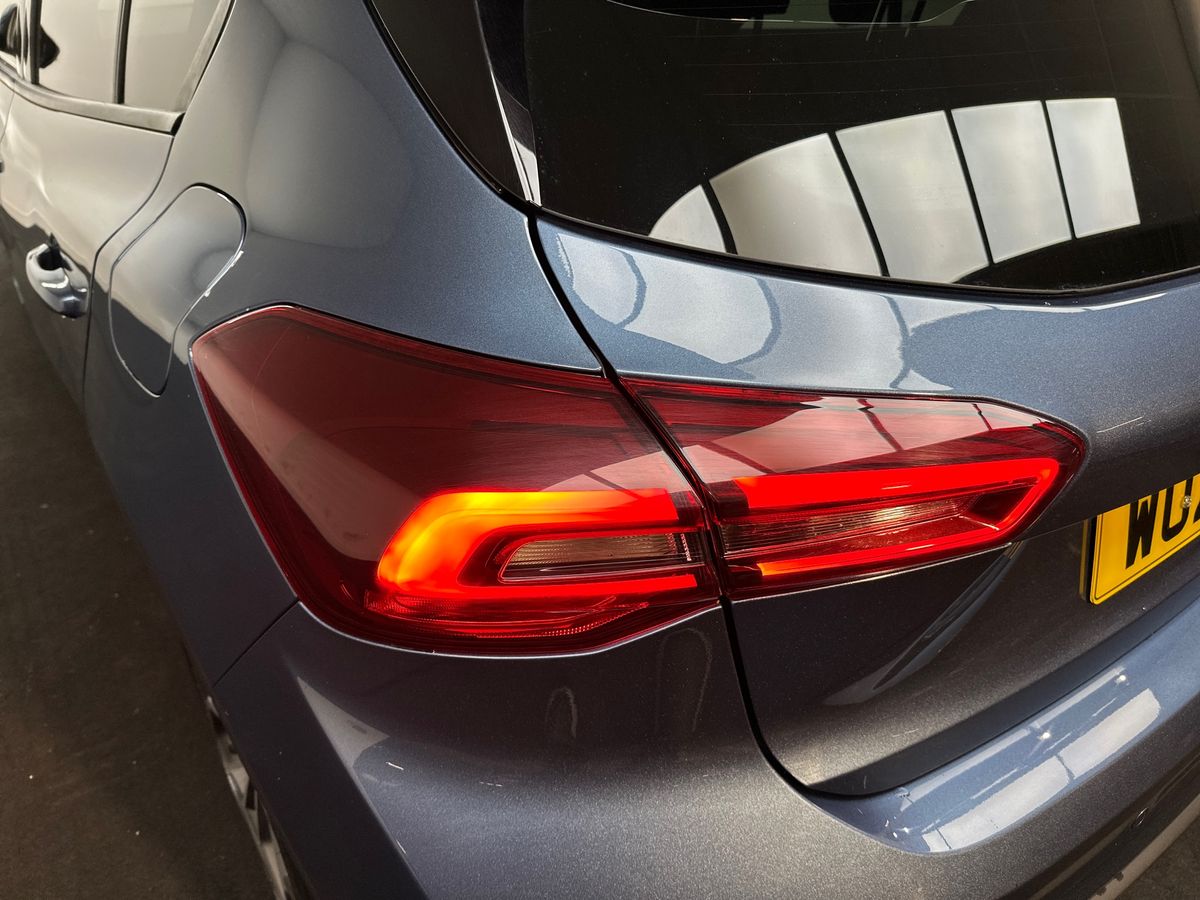 Used Ford Focus 2023 for sale - 77055662: Photo 33