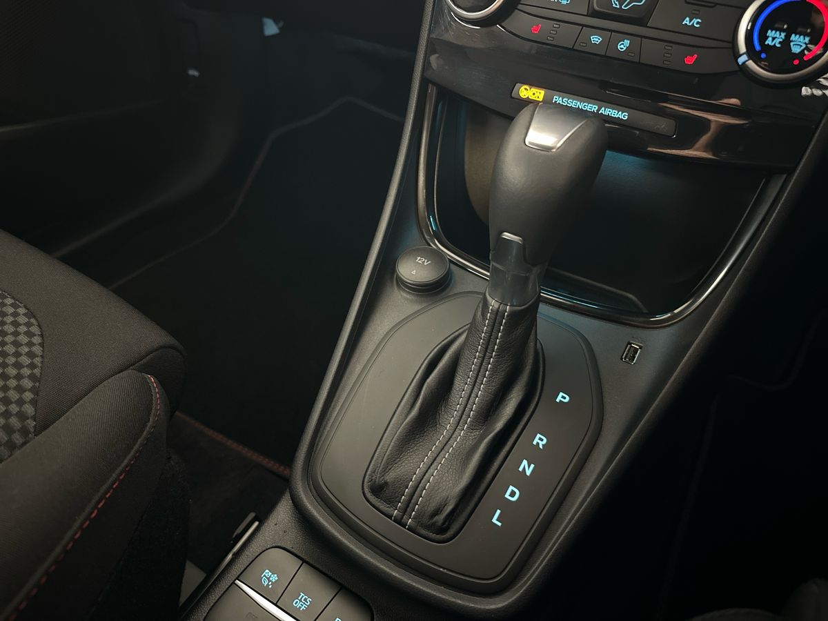 Vehicle 28