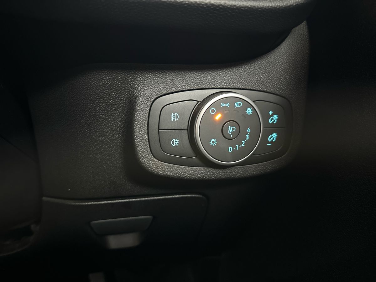 Used Ford Fiesta 2018 for sale - 76623519: Photo 23