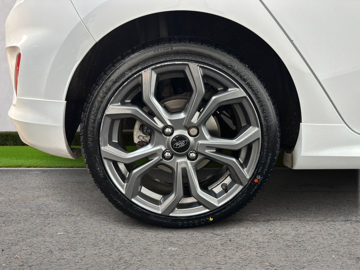 Used Ford Fiesta 2018 for sale - 76623519: Photo 9