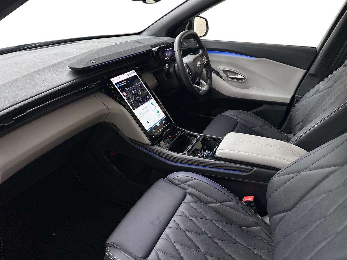 Used Ford Explorer 2025 for sale - 78055326: Photo 11