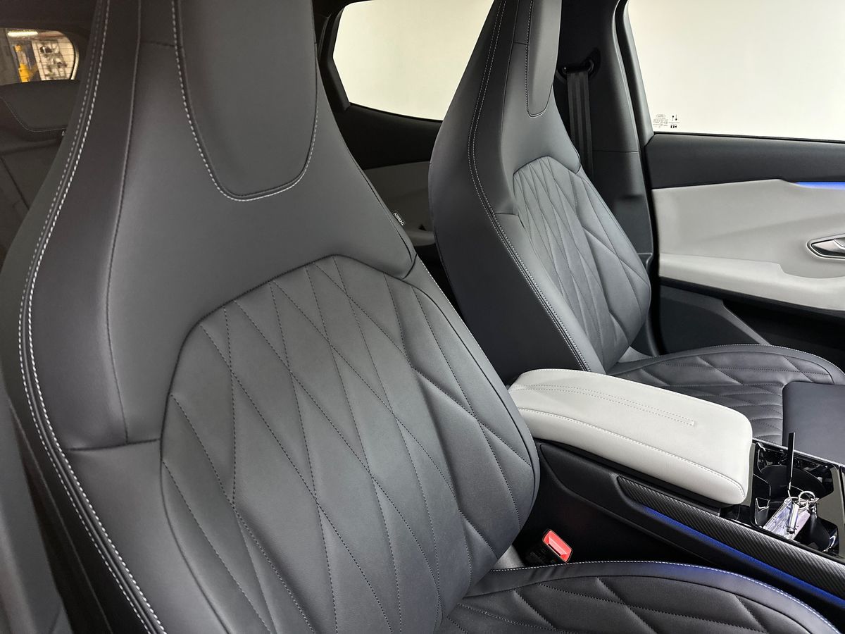 Used Ford Explorer 2025 for sale - 78055326: Photo 12