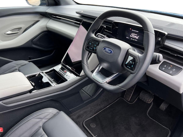 Used Ford Explorer 2025 for sale - 75660432: Photo 10