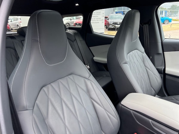 Used Ford Explorer 2025 for sale - 75660432: Photo 12