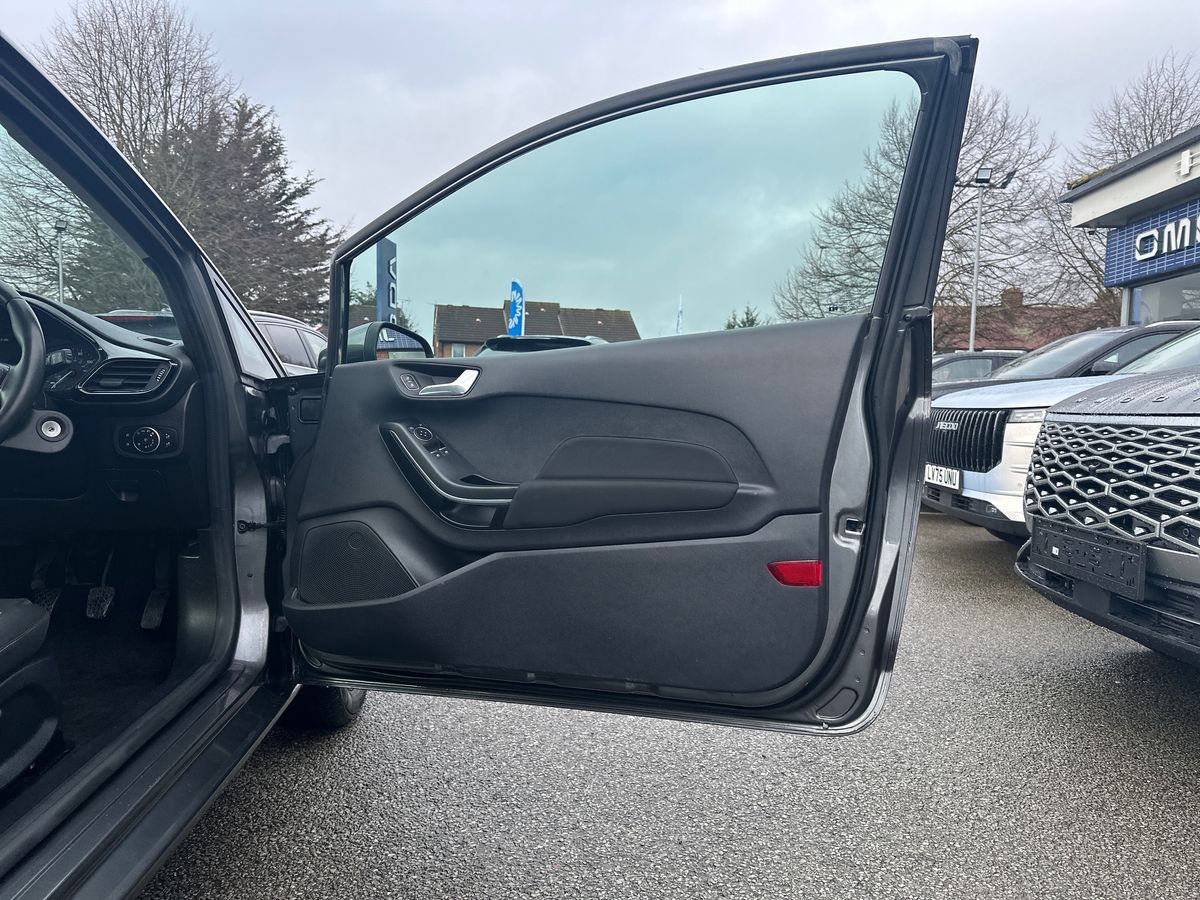 Used Ford Fiesta 2018 for sale - 77476482: Photo 35