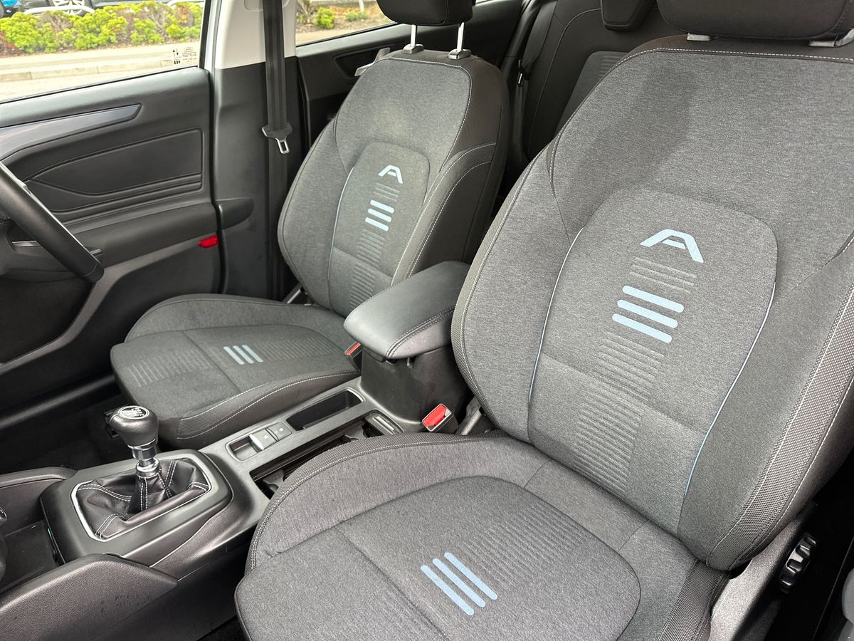 Used Ford Focus 2022 for sale - 76539856: Photo 13