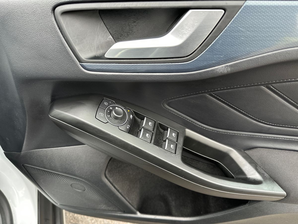 Used Ford Focus 2022 for sale - 76539856: Photo 25