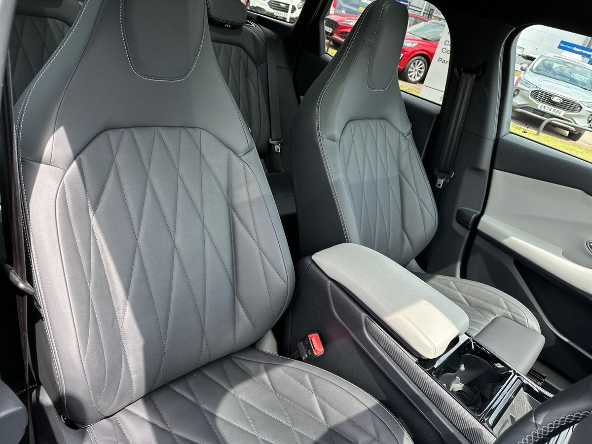 Used Ford Explorer 2024 for sale - 76355079: Photo 12