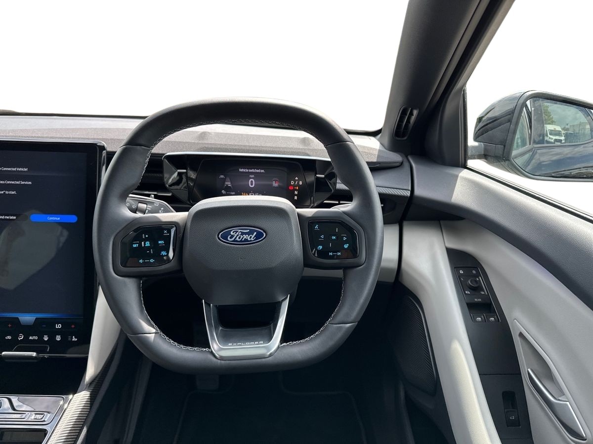 Used Ford Explorer 2024 for sale - 76355079: Photo 17