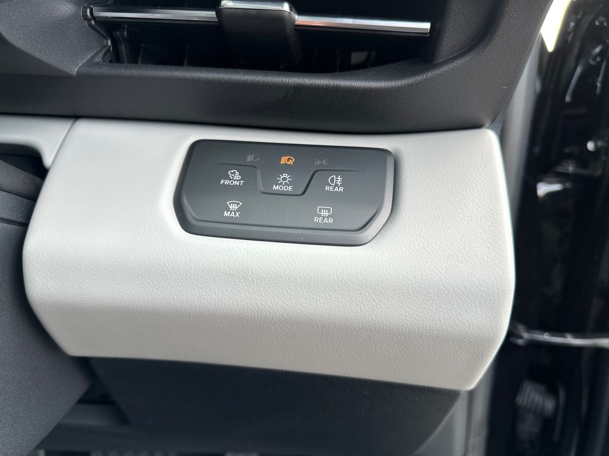 Used Ford Explorer 2024 for sale - 76355079: Photo 23