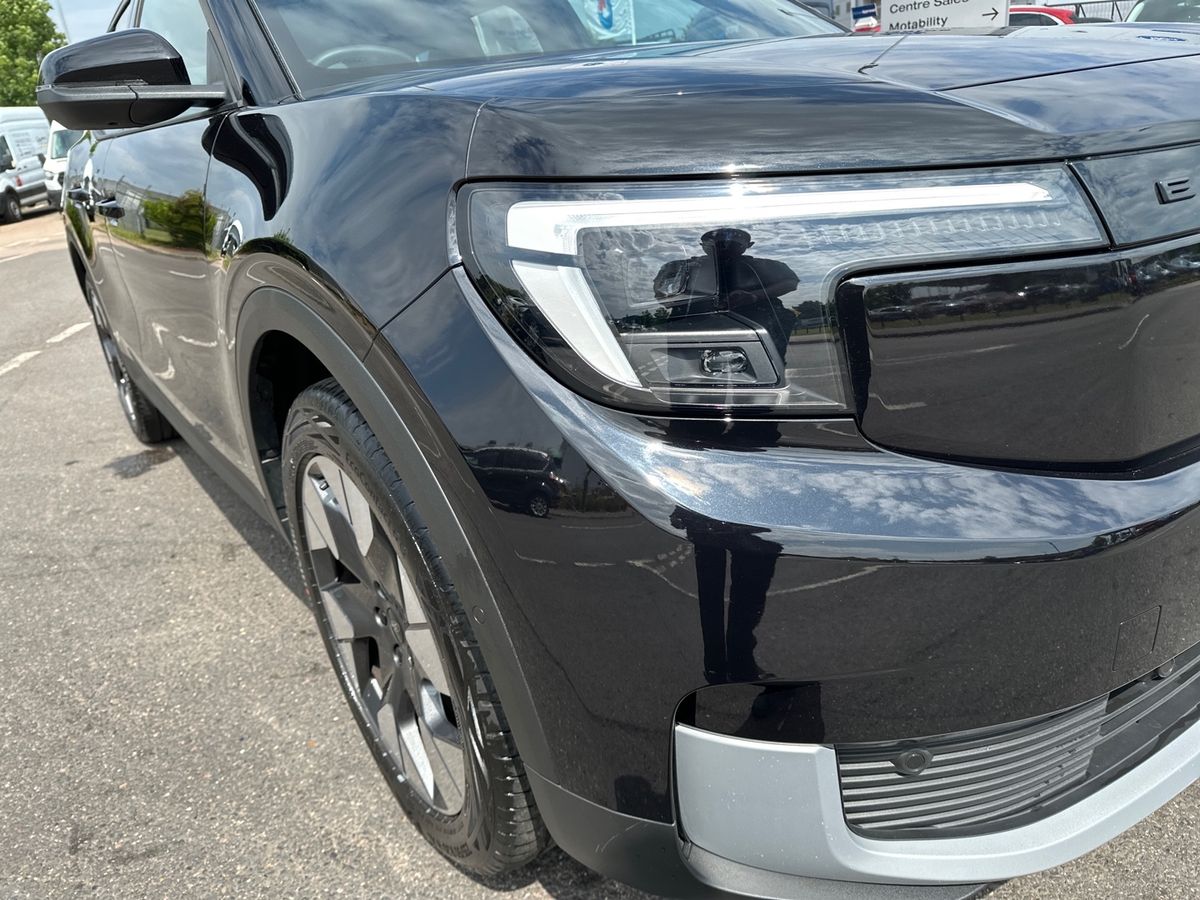 Used Ford Explorer 2024 for sale - 76355079: Photo 32