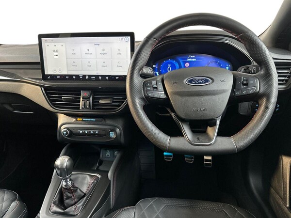 Used Ford Focus 2023 for sale - 76104400: Photo 16