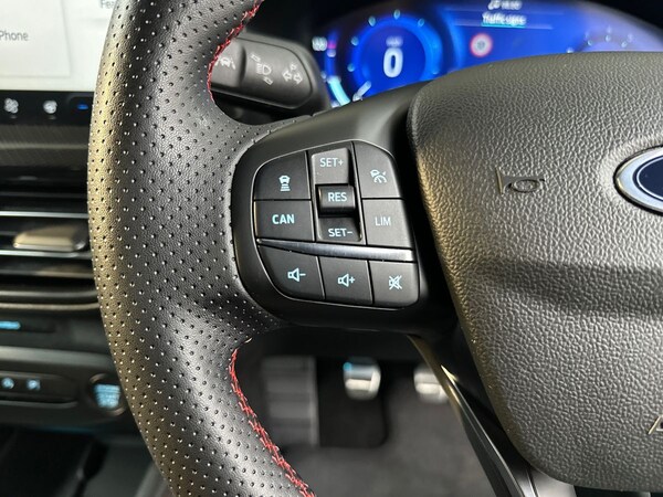 Used Ford Focus 2023 for sale - 76104400: Photo 26
