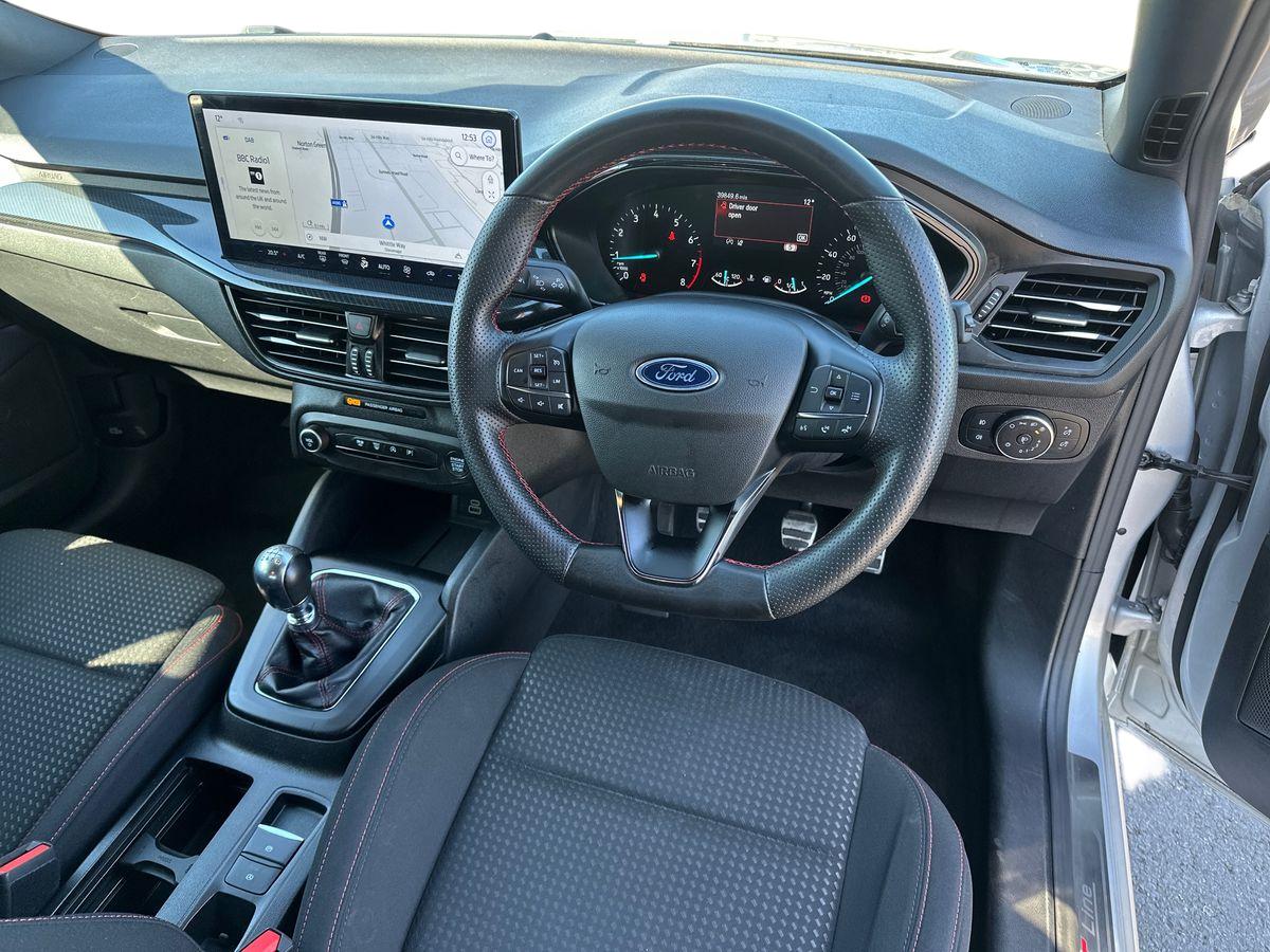 Used Ford Focus 2023 for sale - 77934262: Photo 10