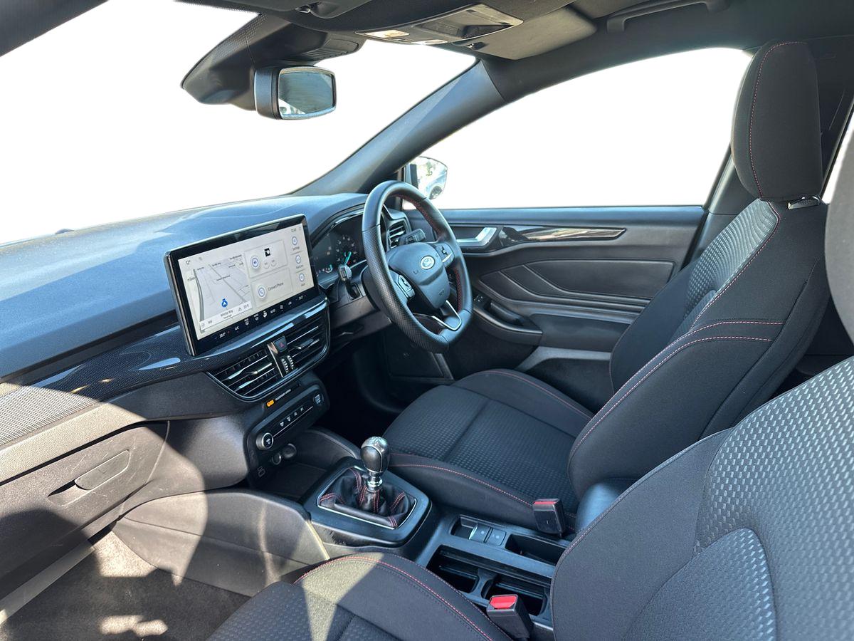 Used Ford Focus 2023 for sale - 77934262: Photo 11