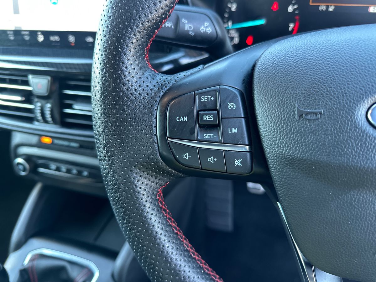 Used Ford Focus 2023 for sale - 77934262: Photo 26