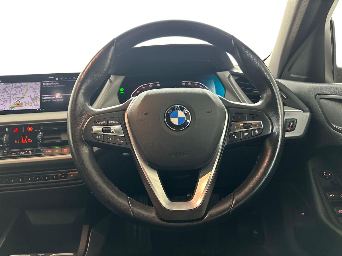 Used BMW 1 Series 2022 for sale - 77256510: Photo 17