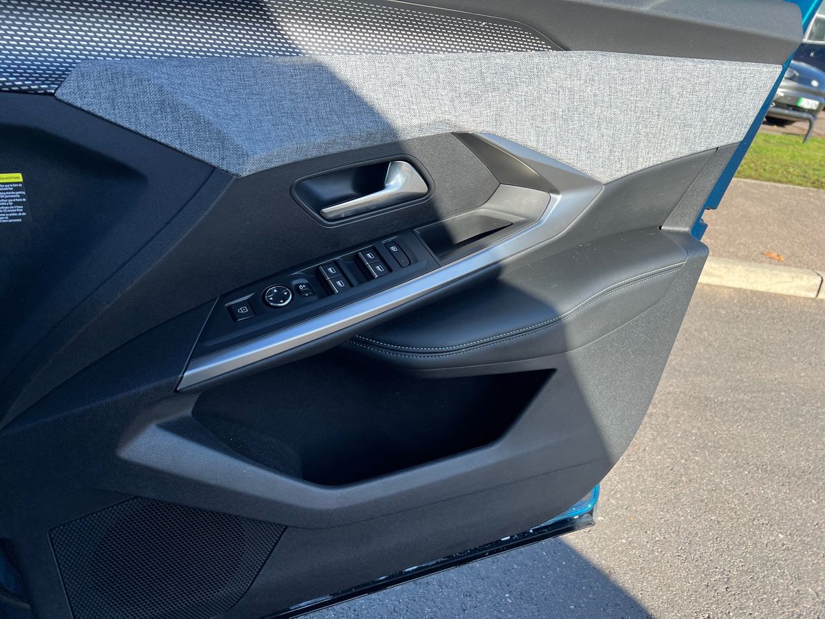 Used Peugeot 3008 2024 for sale - 77205550: Photo 35