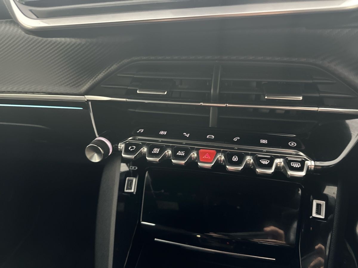 Used Peugeot 2008 2022 for sale - 76861731: Photo 22