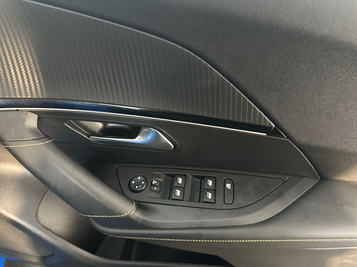 Used Peugeot 2008 2022 for sale - 76861731: Photo 25