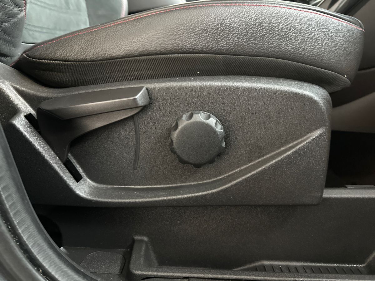 Used Ford Kuga 2018 for sale - 77244673: Photo 30